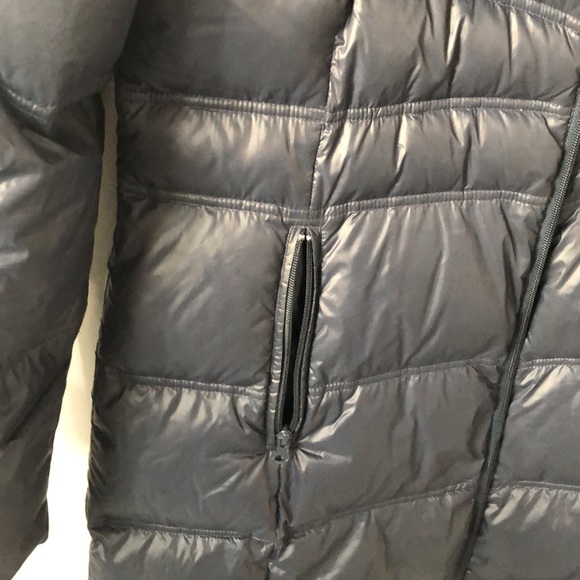 BERNARDO Hooded Spring Winter Fall Down Filled Coat Jacket Puffer in Dark Blue. - Picture 4 of 13